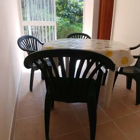 San Menaio, Gargano Vakantiehuis San Menaio